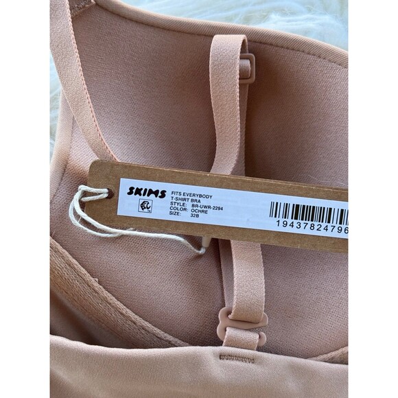 Skims Fits Everybody T-shirt Demi Bra Ochre Size 32B - Picture 7 of 7